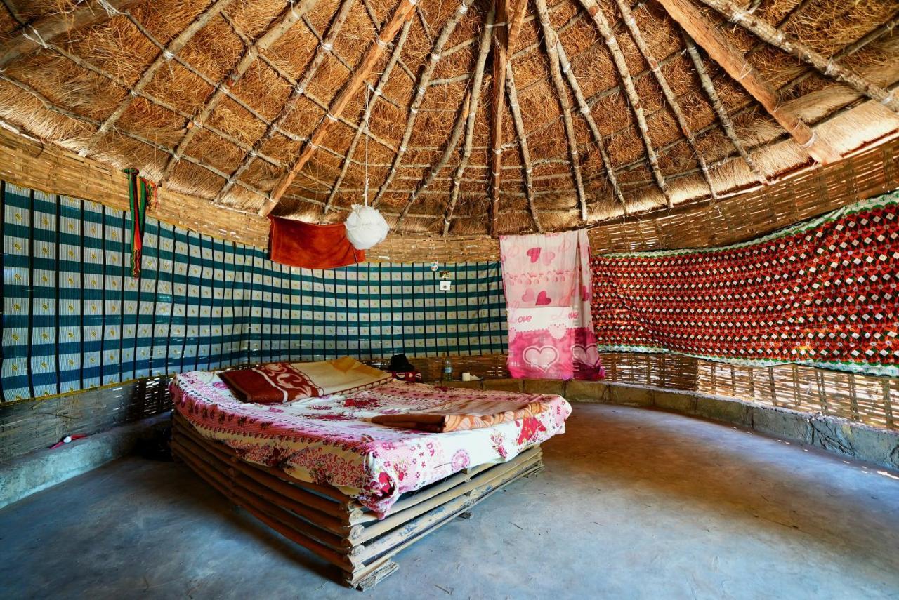 Campement Kaymba Lodge Kachiouane Buitenkant foto