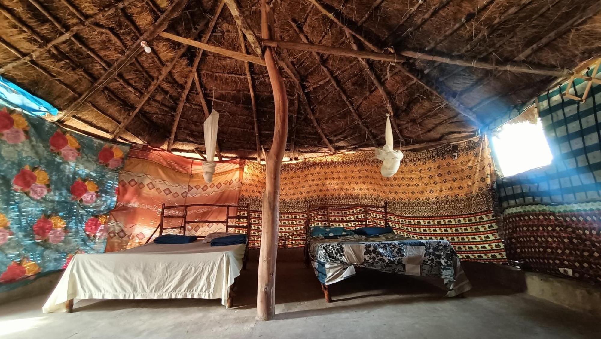 Campement Kaymba Lodge Kachiouane Buitenkant foto