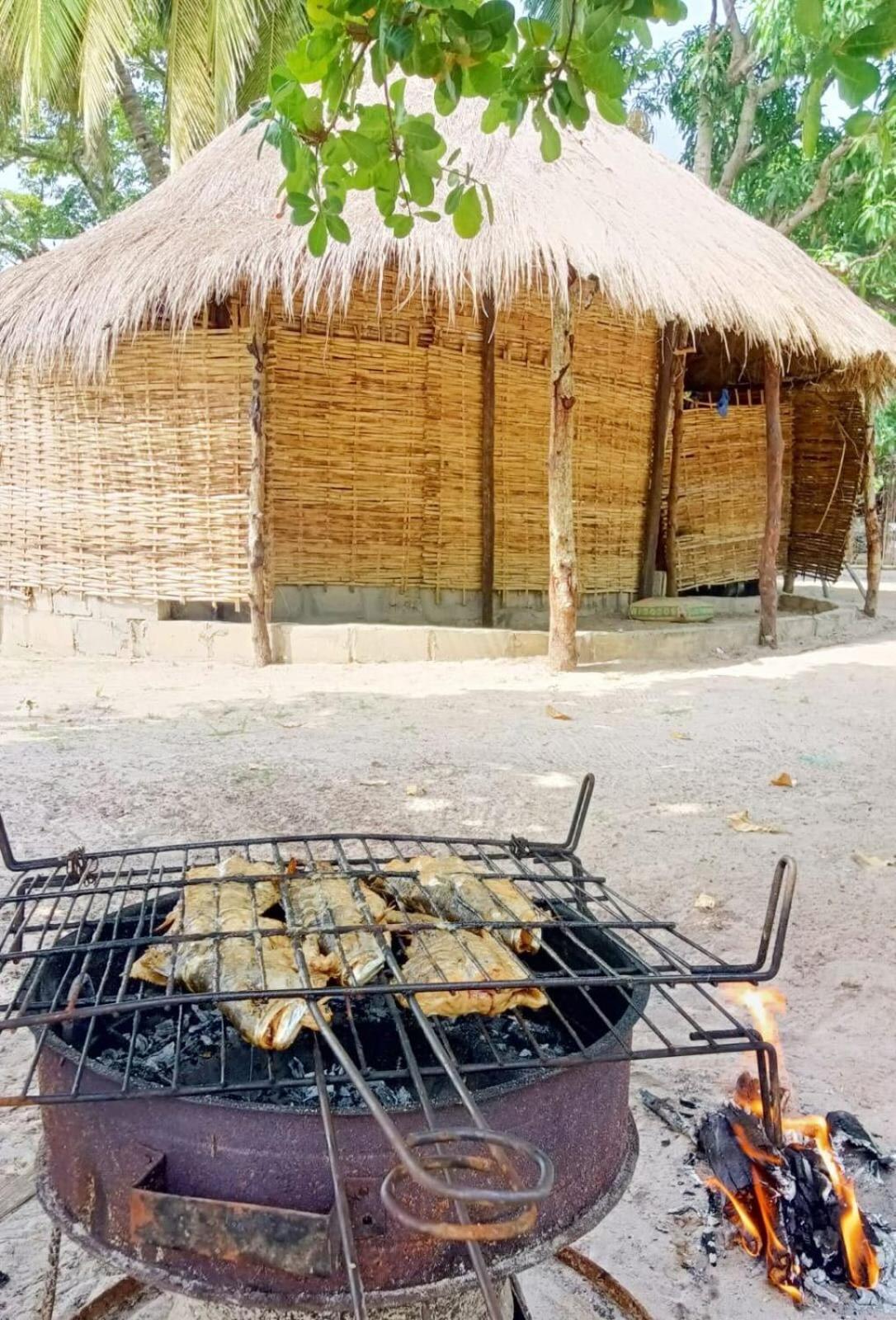 Campement Kaymba Lodge Kachiouane Buitenkant foto